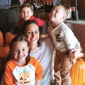 Meet your Posher, Jennifer